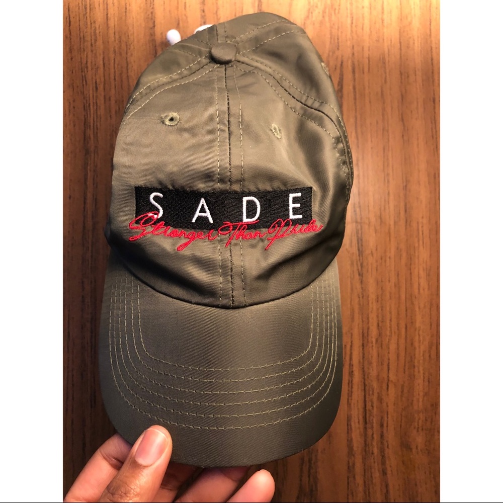 ❤️ Sade Stronger Than Pride Hat